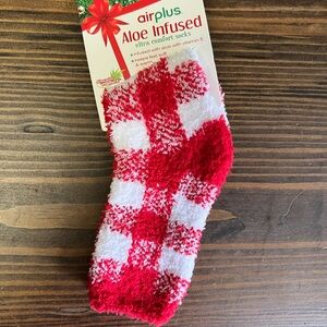 Airplus Red and White Aloe Infused Socks- NWT